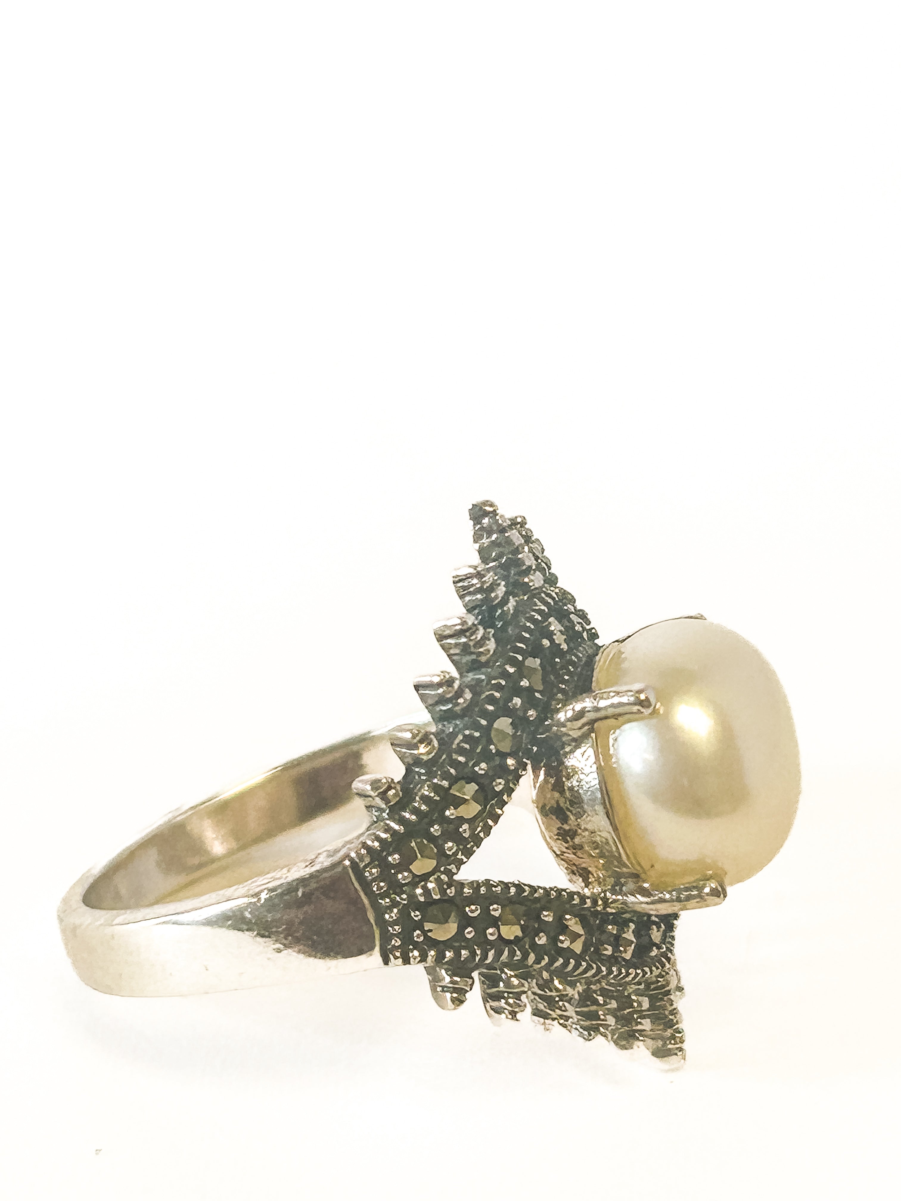 925 Sterling Silver Pearl and Marcasite Ring Size 6 - Frijja, LLC