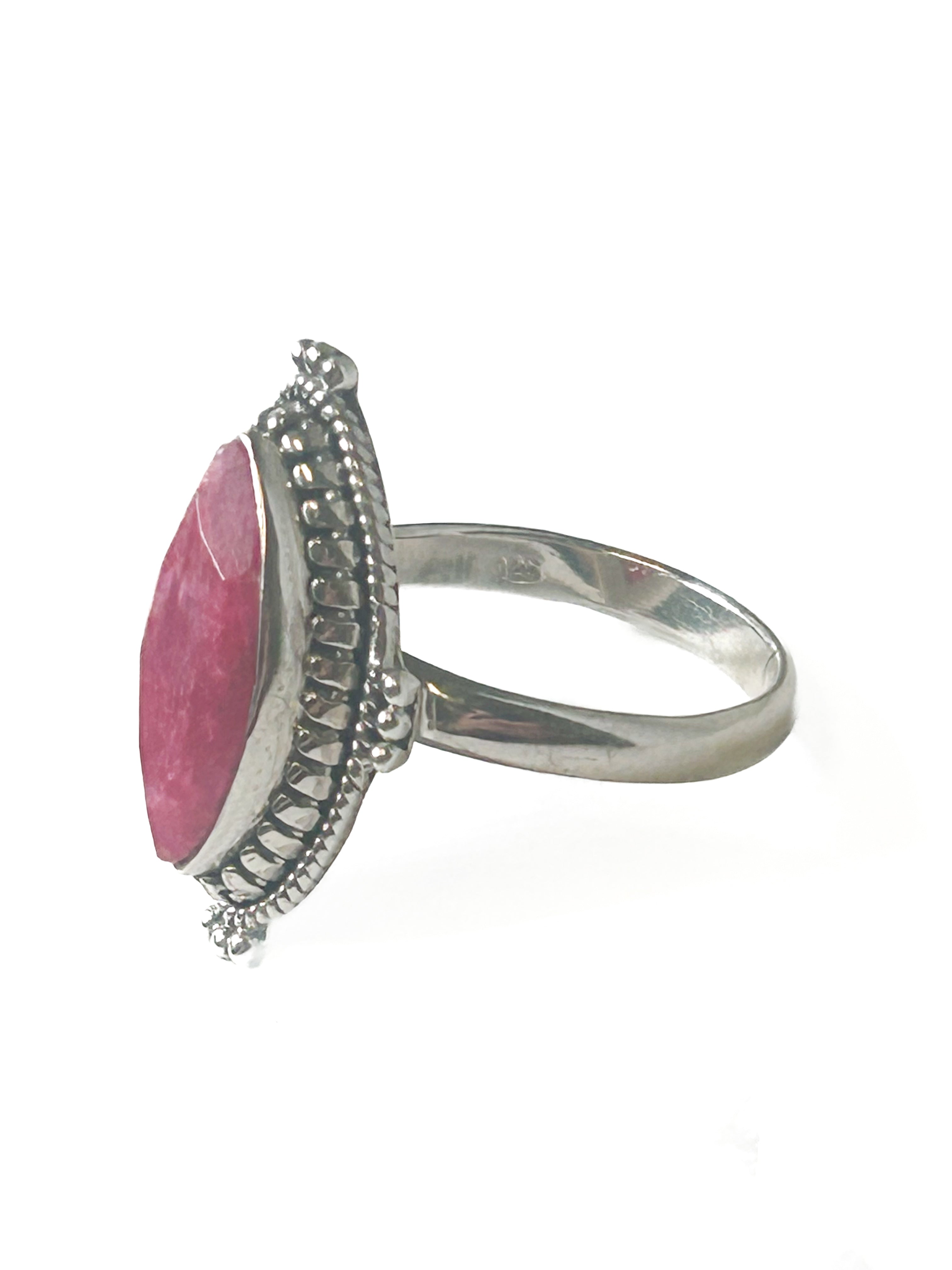 Vintage 925 Sterling Silver Oval Ruby Ring - Size 8 - Frijja, LLC