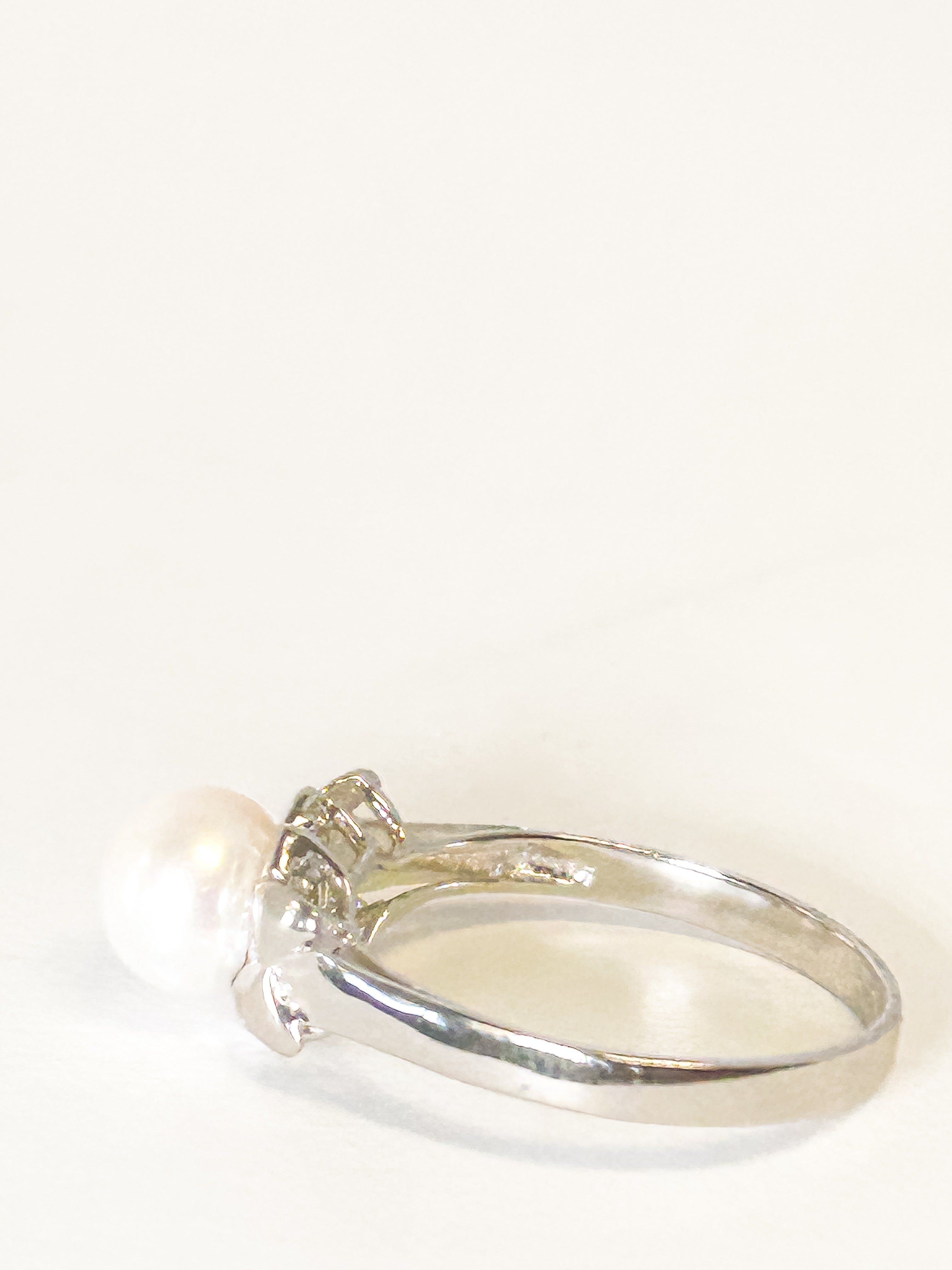 925 Sterling Silver Pearl Ring Size 7.5 - Frijja, LLC
