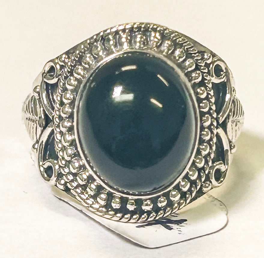 Vintage 925 Sterling Silver Round Onyx Ring - Size 7.5 - Frijja, LLC