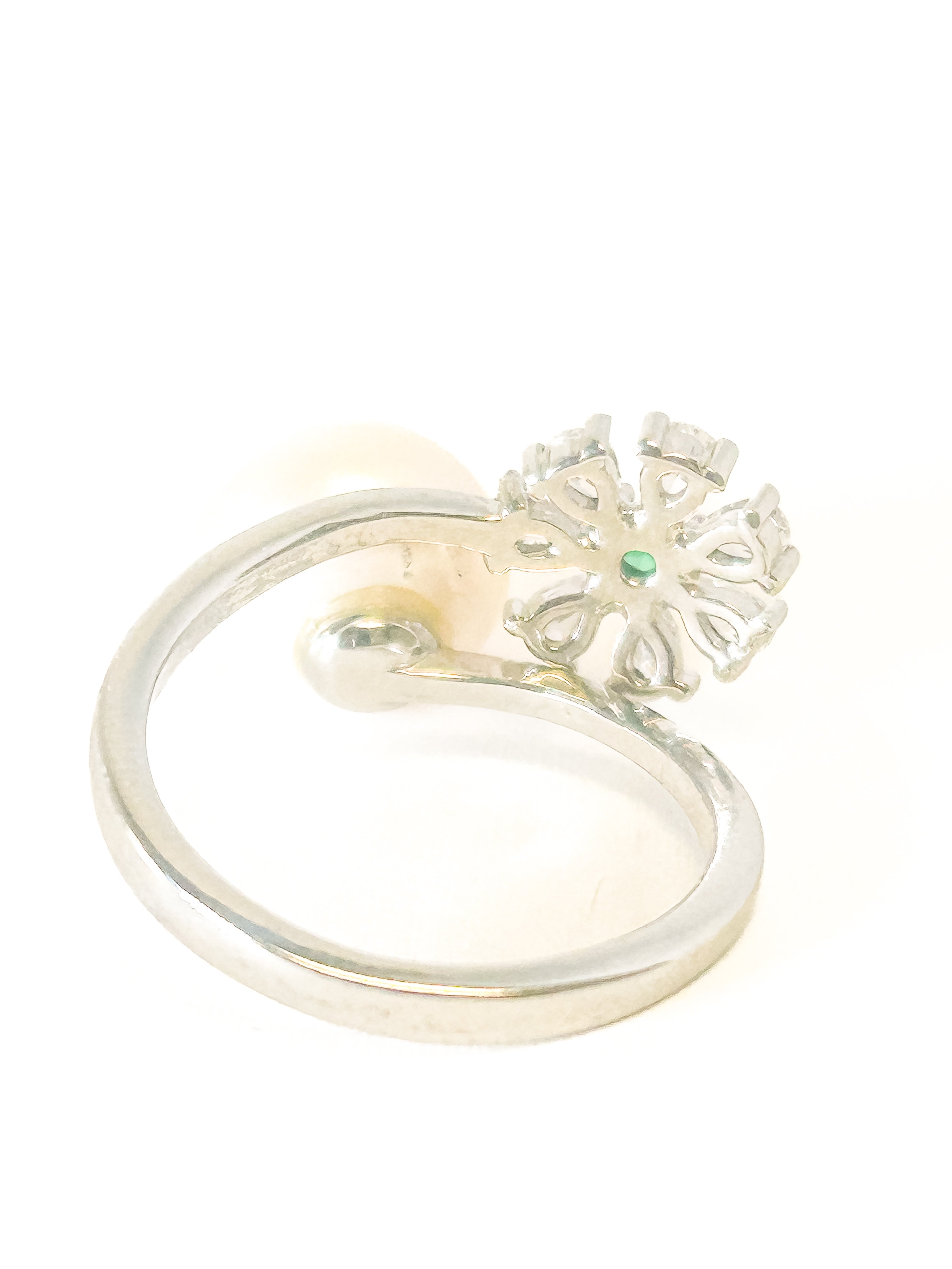 925 Sterling Silver Pearl and Emerald Adjustable Ring - Frijja, LLC