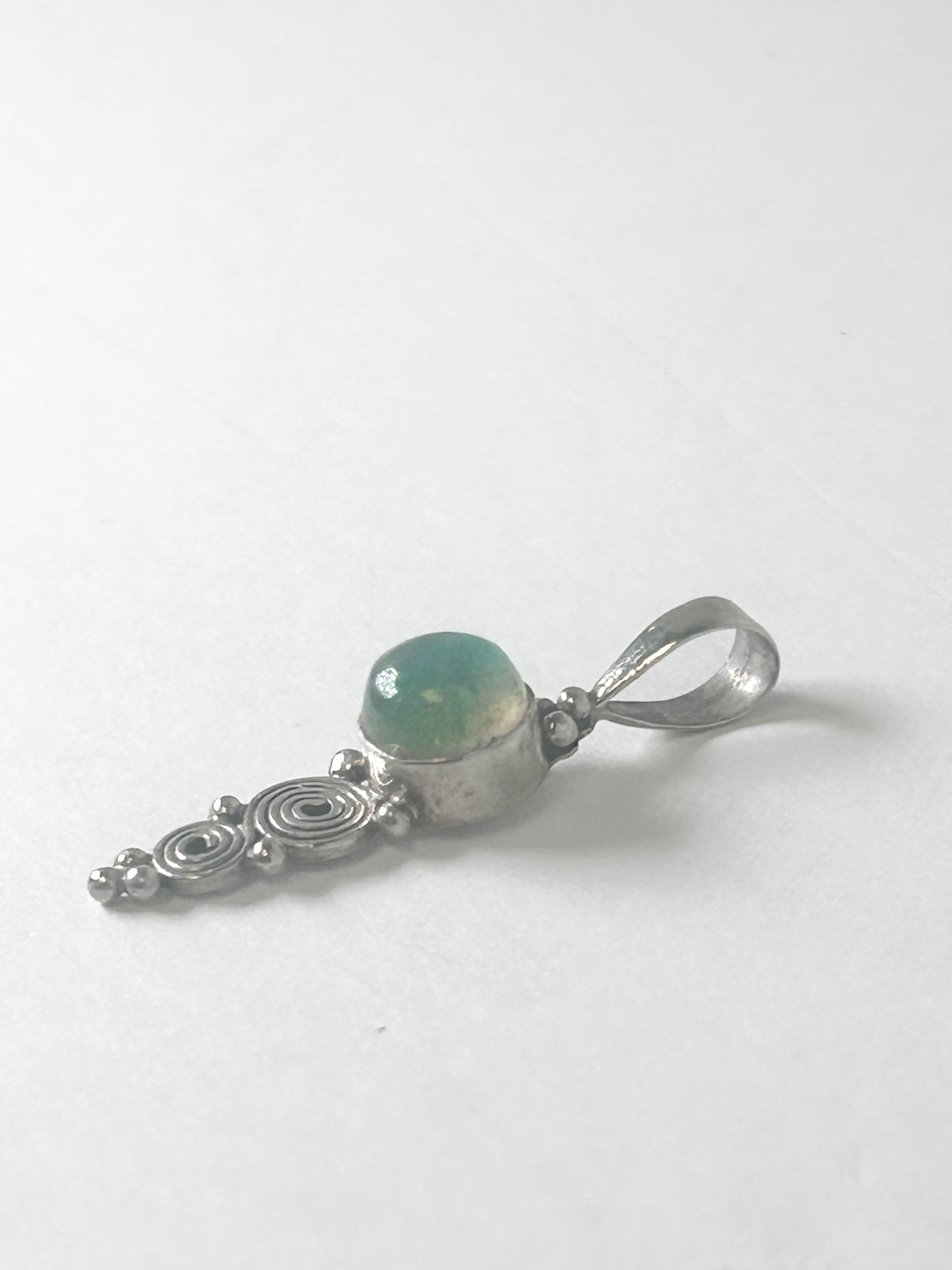 Vintage 925 Sterling Silver Labradorite Pendant - Frijja, LLC