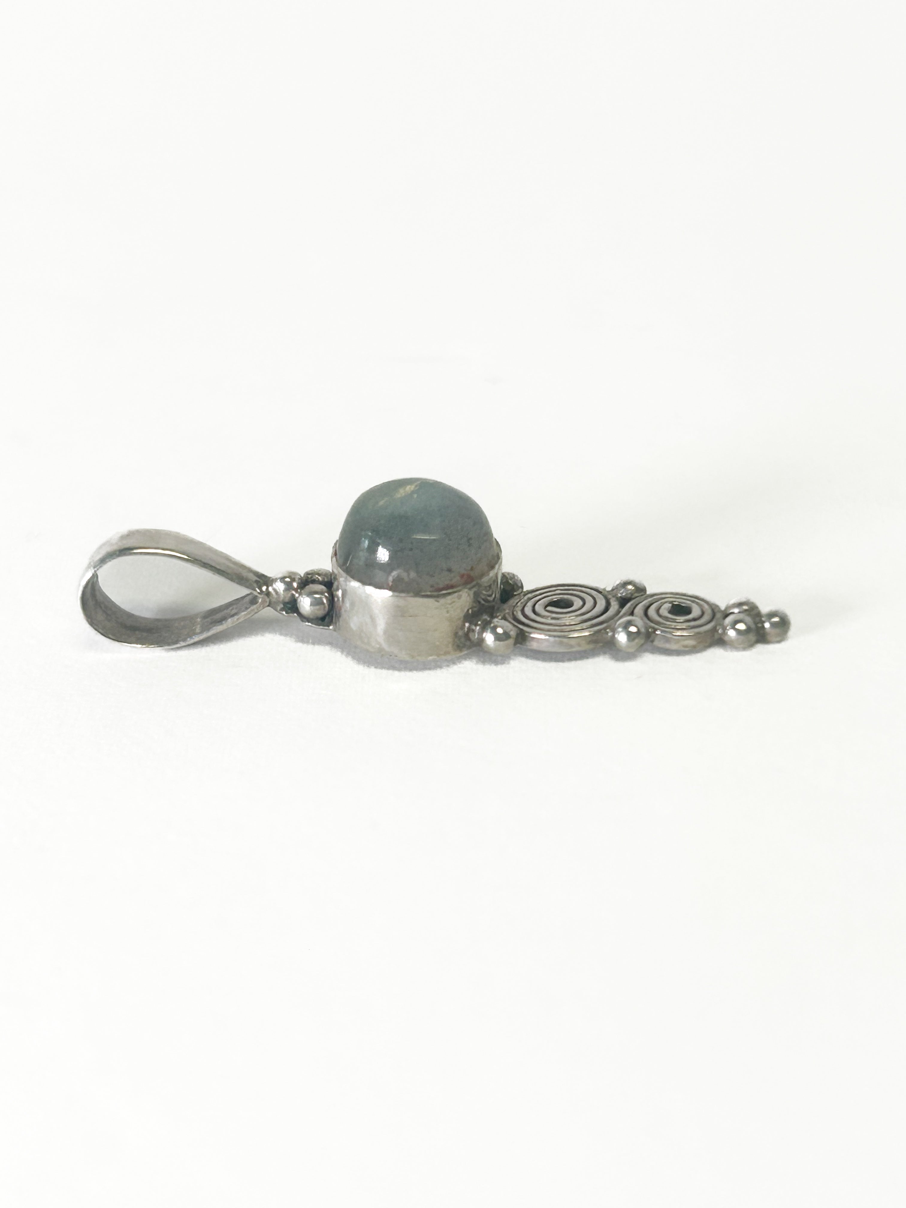 Vintage 925 Sterling Silver Labradorite Pendant - Frijja, LLC