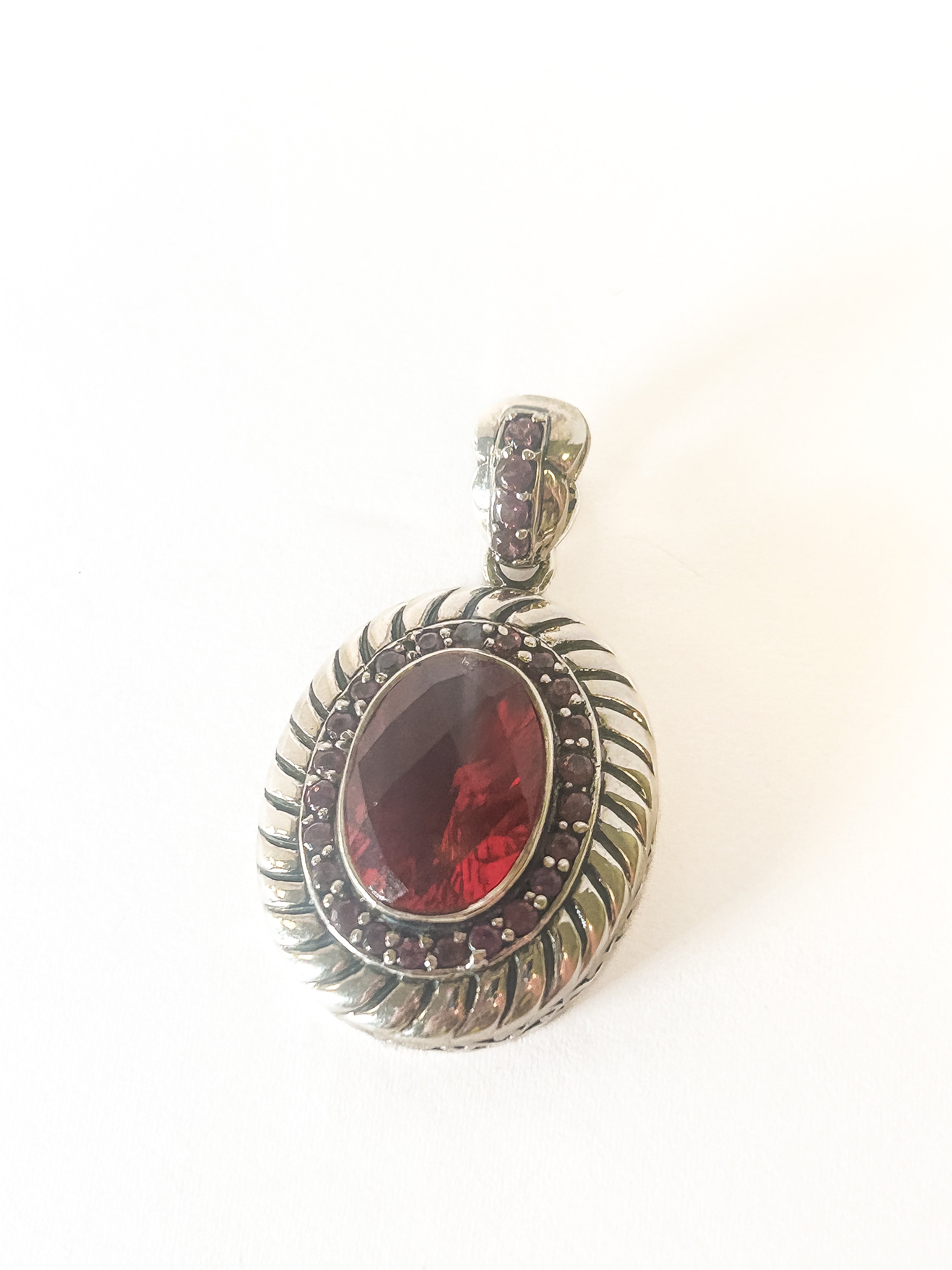 Vintage 925 Sterling Silver Oval Garnet Pendant - Frijja, LLC