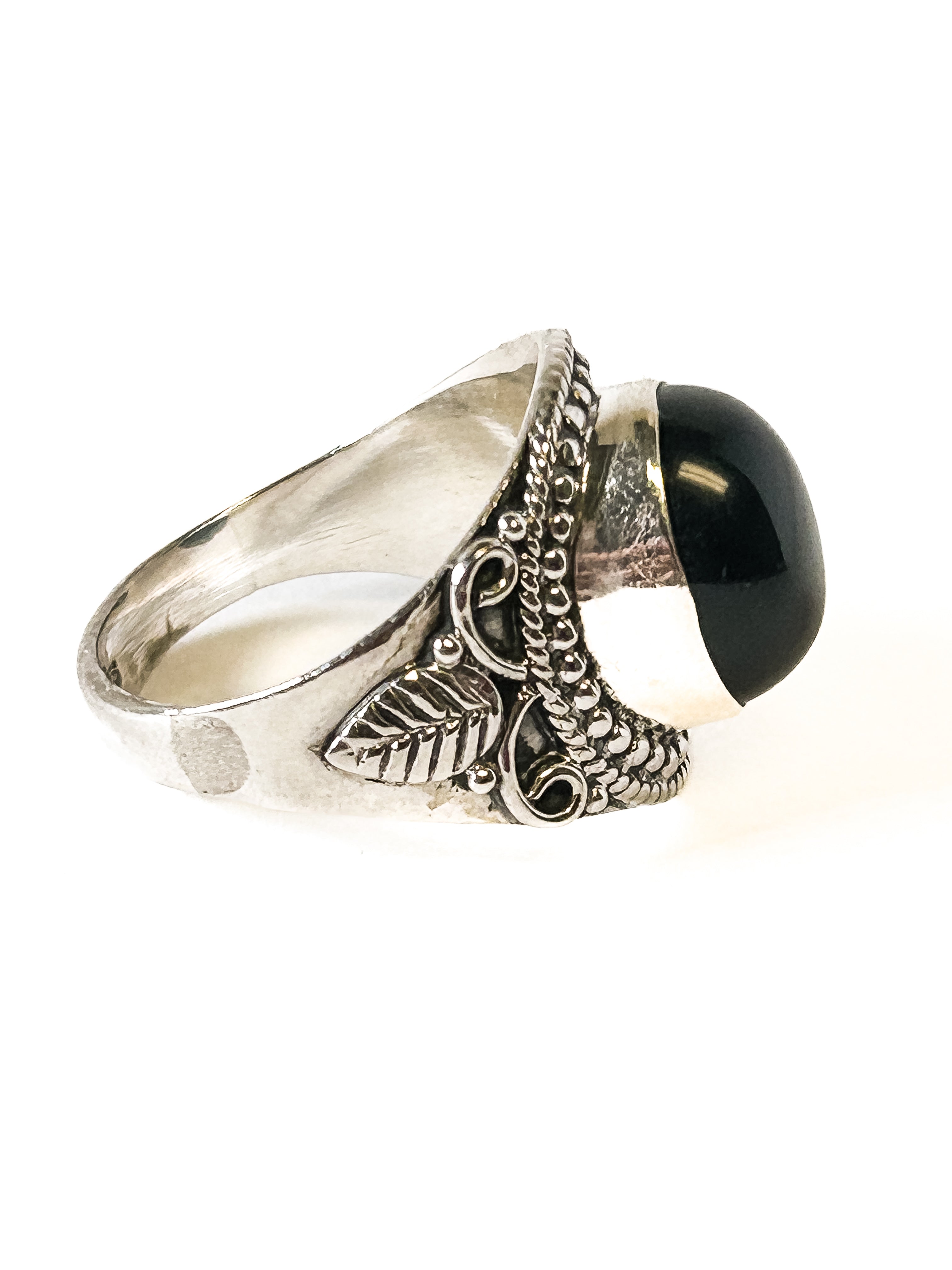 Vintage 925 Sterling Silver Round Onyx Ring - Size 7.5 - Frijja, LLC