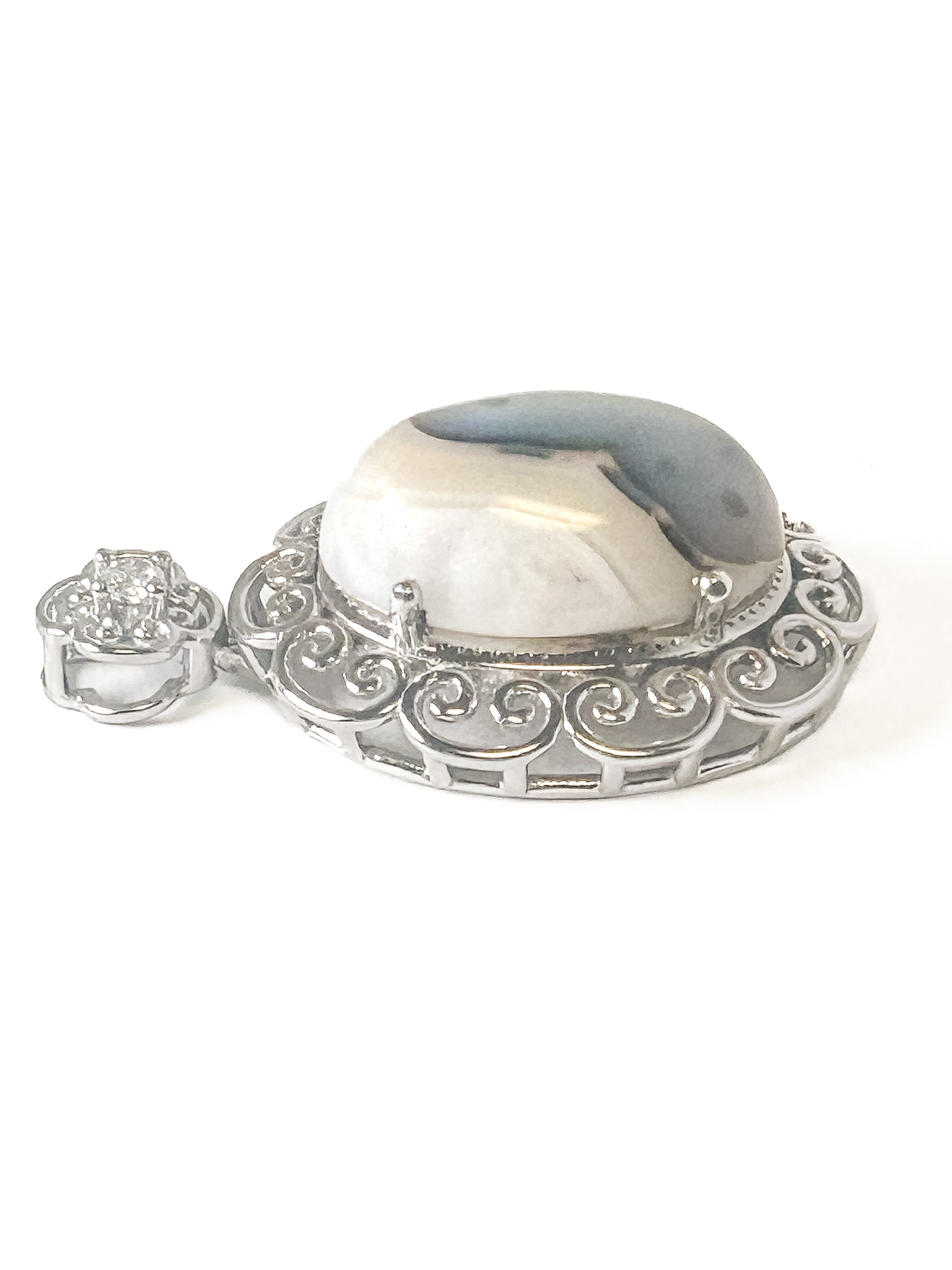 Vintage 925 Sterling Silver Botswana Agate Pendant - Frijja, LLC