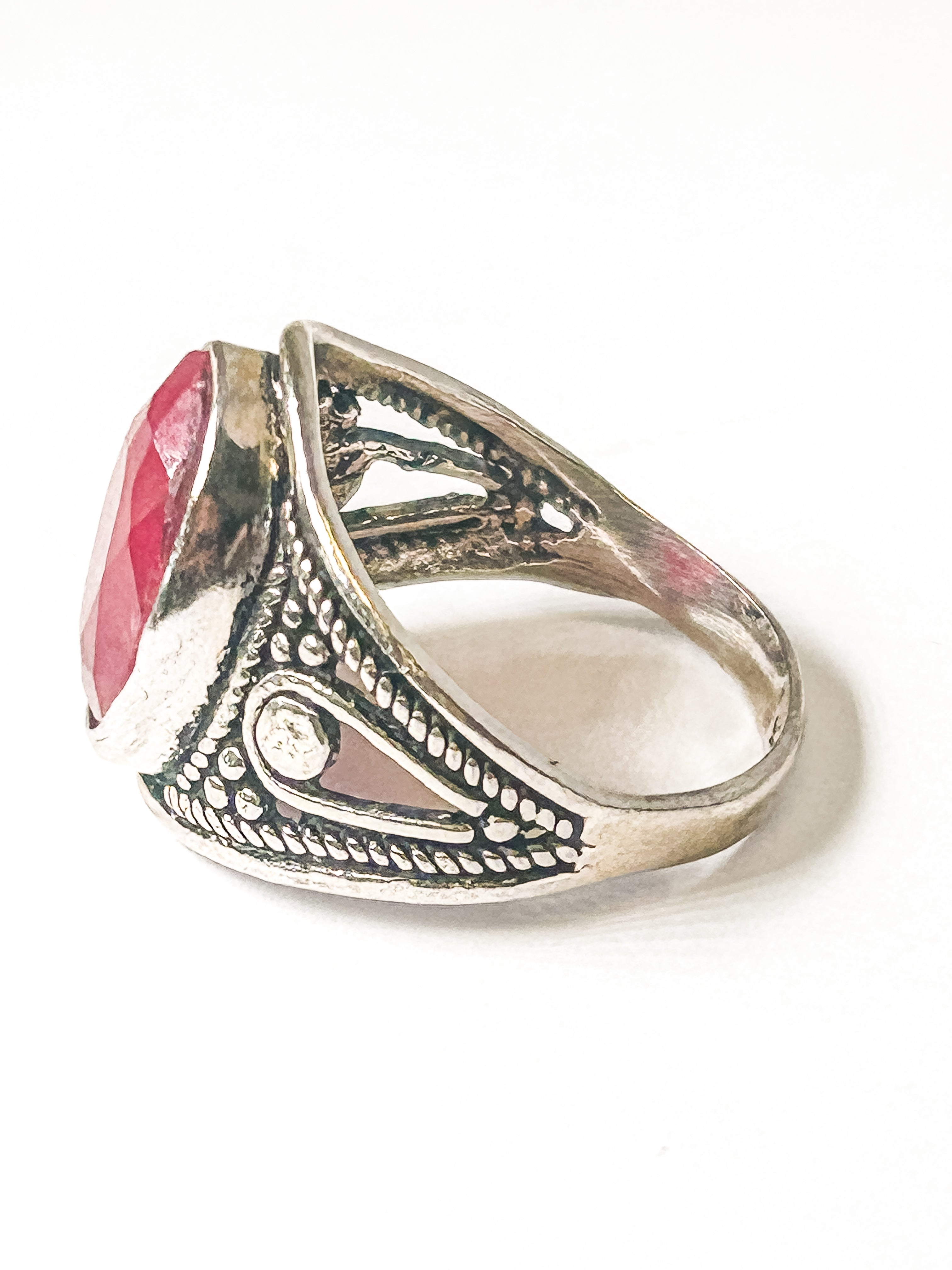 Vintage 925 Sterling Silver Oval Ruby Ring - Size 7 - Frijja, LLC