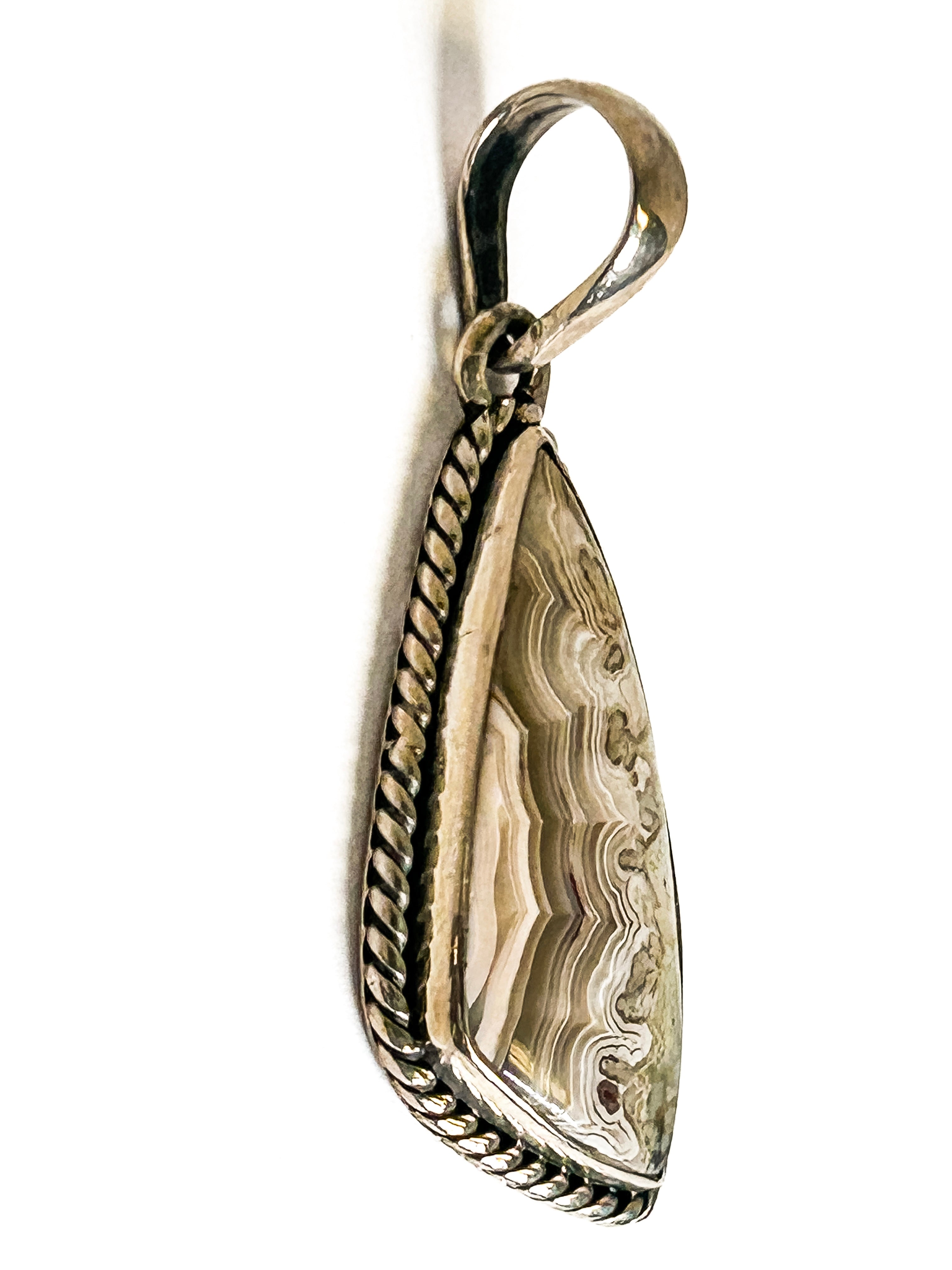 Vintage 925 Sterling Silver Triangle Lace Agate Pendant - Frijja, LLC