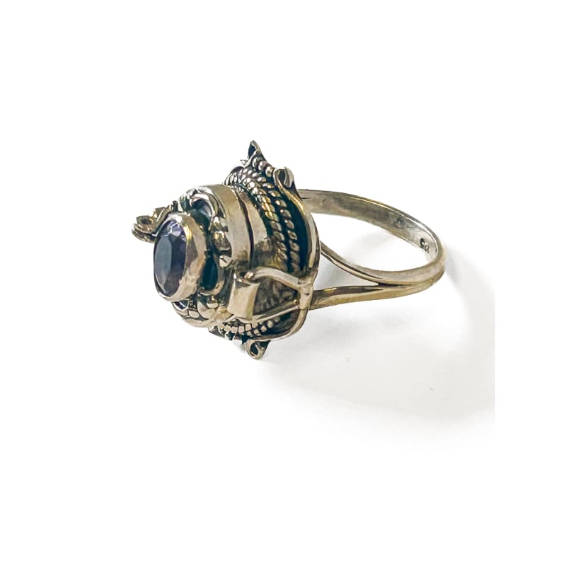 Vintage 925 Sterling Silver Amethyst Poison Ring Size 7 - Frijja, LLC