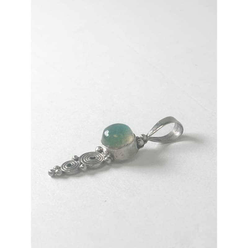 Vintage 925 Sterling Silver Labradorite Pendant - Frijja, LLC